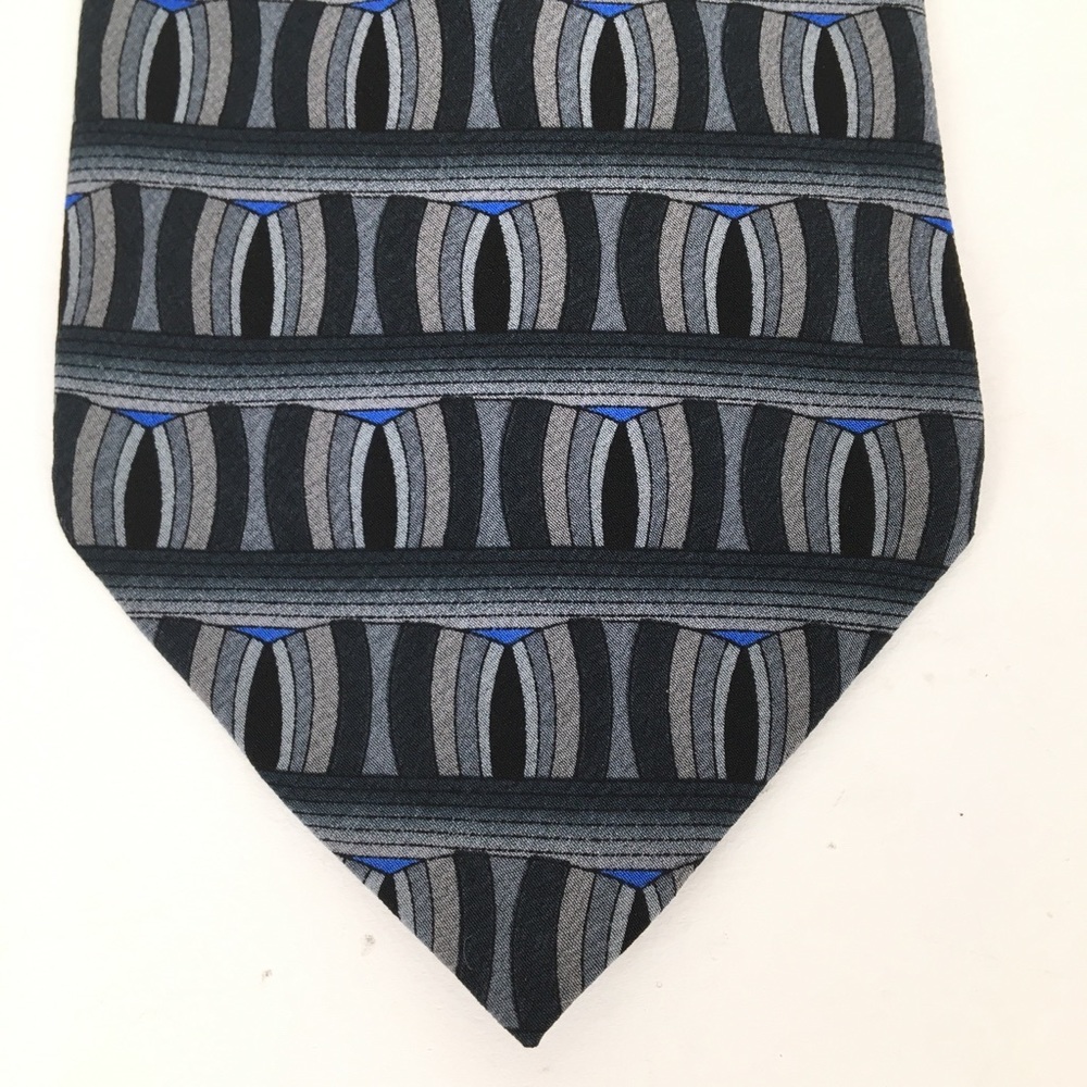 Dancing Bear 100% silk gray blue patterned neck tie
